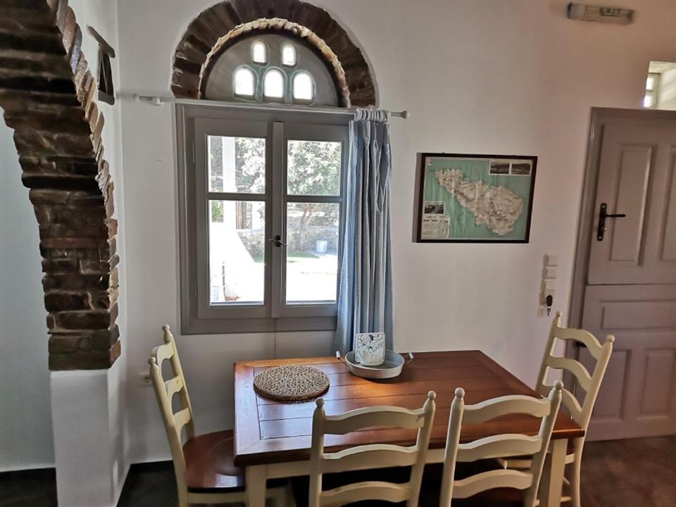 Elia Apartments Agios Romanos Luaran gambar
